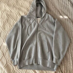 Brandy Melville PERFECT CONDITION Basic Light Grey Oversized Sweatshirt
